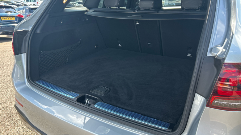 Mercedes-Benz GLC 300 4Matic AMG Line 5dr 9G-Tronic Petrol Estate